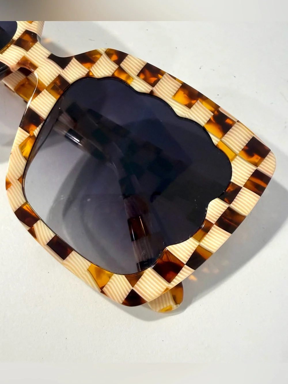 KREWE Elizabeth Tortoise Shell Square Sunglasses Women’s Discontinued